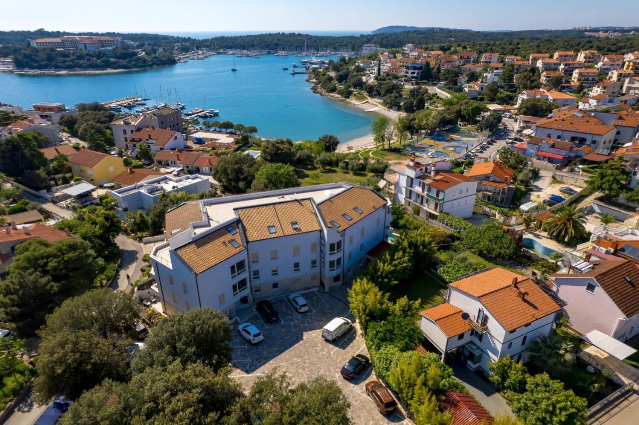 Apartment Val Pjescana Uvala Buitenkant foto